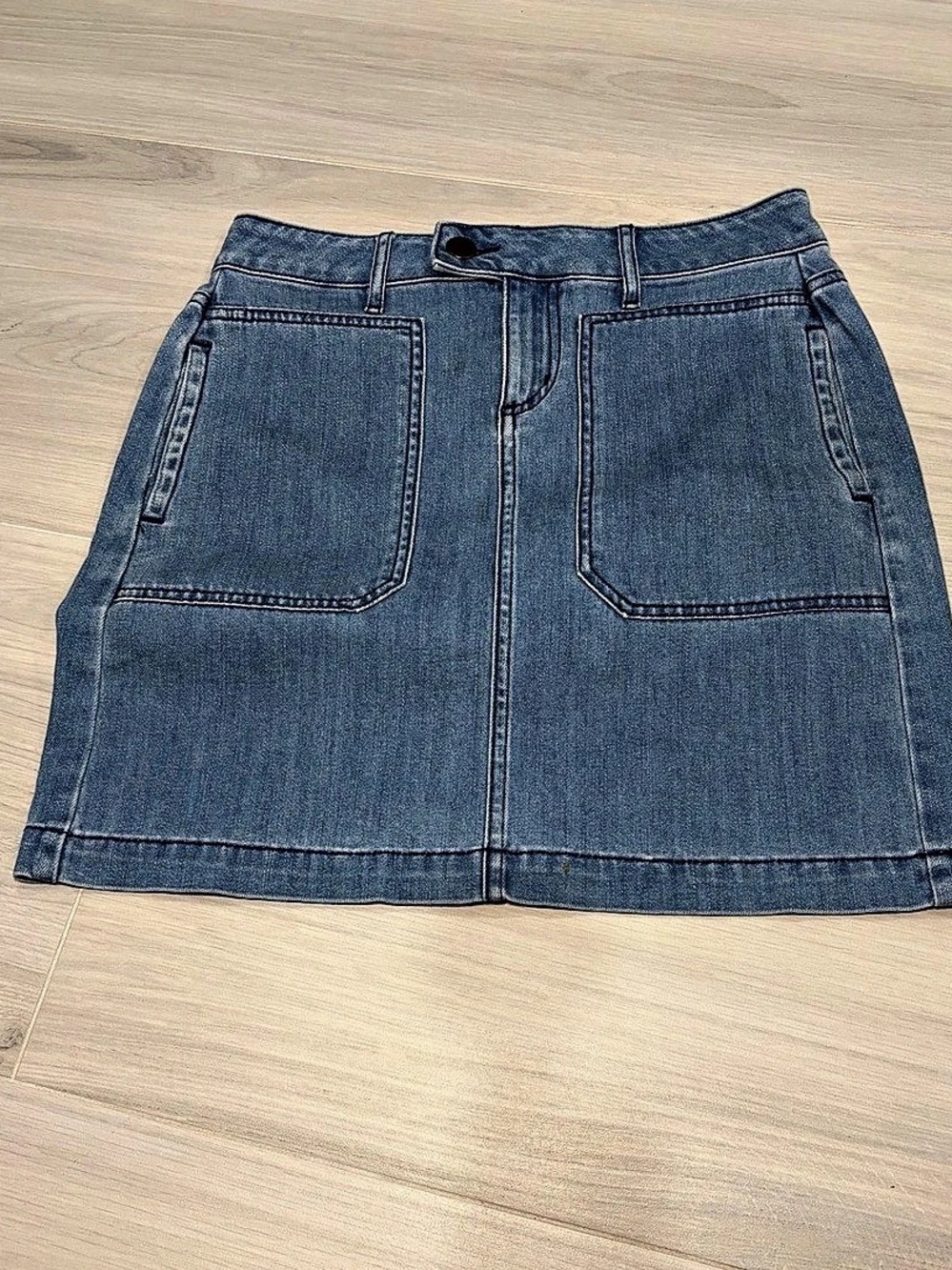 LOFT Denim Mini Skirt Size 4 Like New